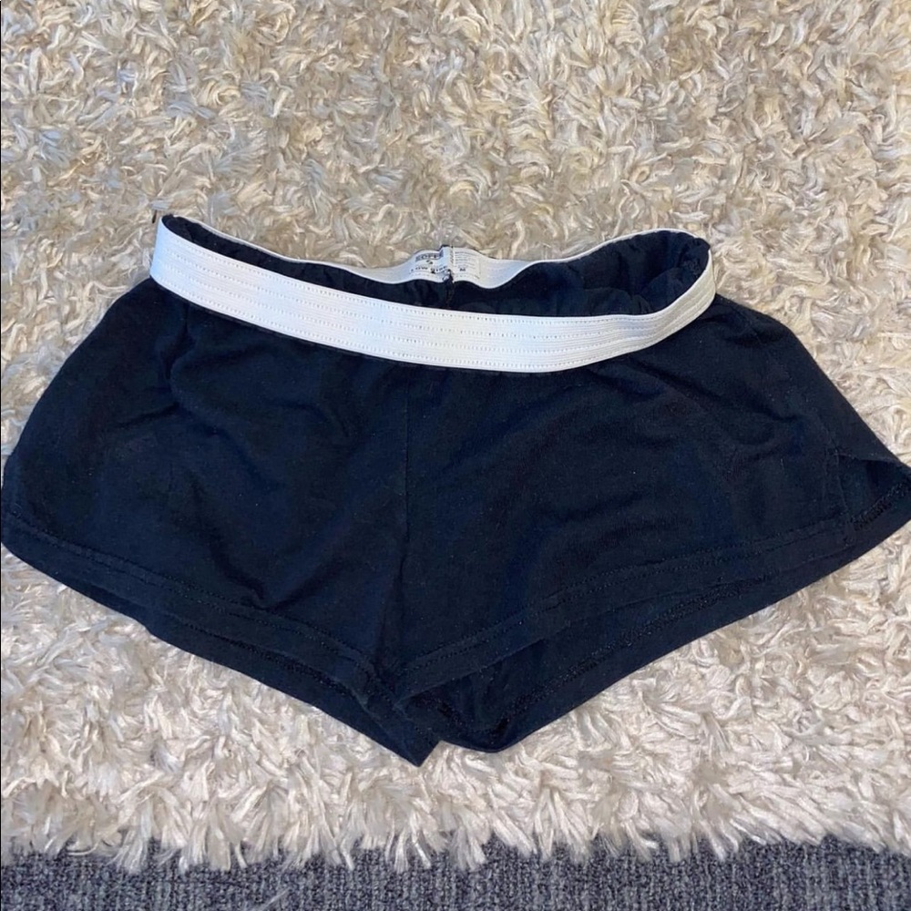 SOFT BLACK SHORTS
